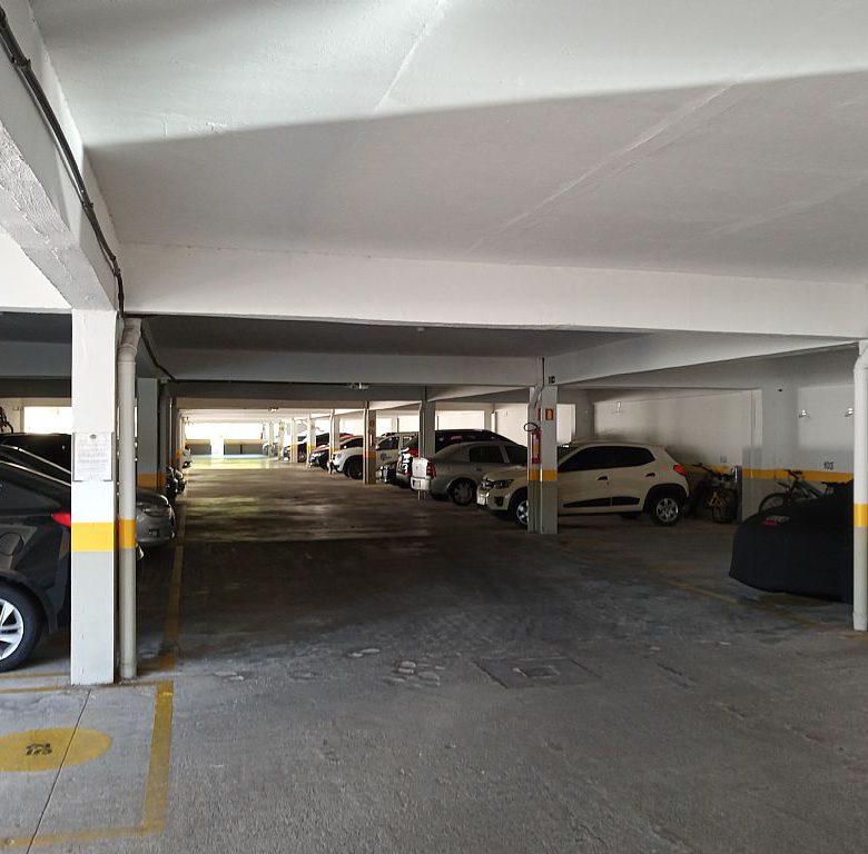 Condomínio - Estacionamentos