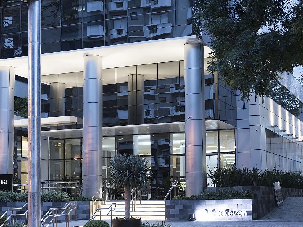 AIG Corporate & Office - Entrada