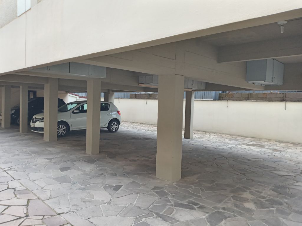 Condomínio - Estacionamento