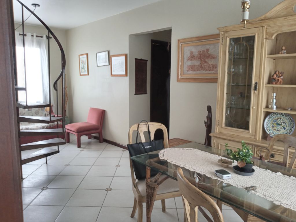 Sala de estar e jantar